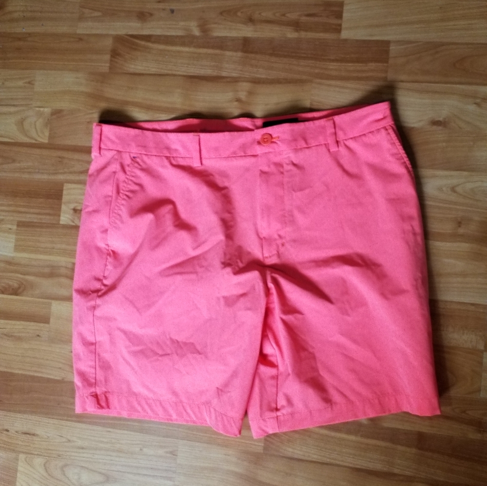 Vineyard vines breaker shorts - Picture 3 of 5